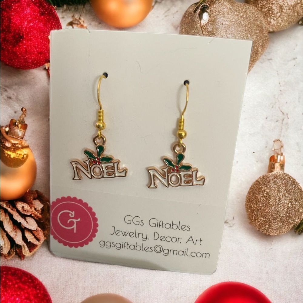 NOEL GOLDTONE PIERCED EARRINGS